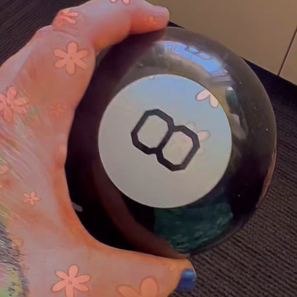 Magic 8 Ball Bundle!!